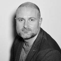 Adrian Warr photo