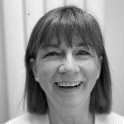 Dr Angela Williams photo