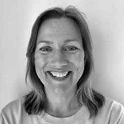 Claire Neal photo