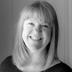 Helen Pettifer photo