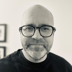 Michael Macinnes photo