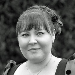 Natalie Curtis photo